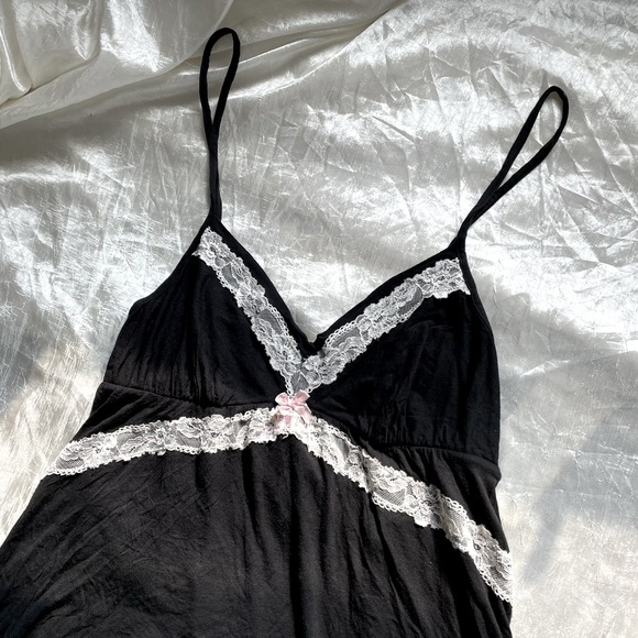Victoria’s Secret black and white slip dress with lace detail - Picture 2 of 10